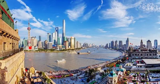 外滩繁华，城市魅力：上海外滩