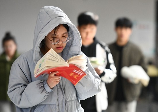 阜阳师范大学西湖校区,考研学子在紧张备考 阜阳师范大学西湖校区,考研学子在紧张备考