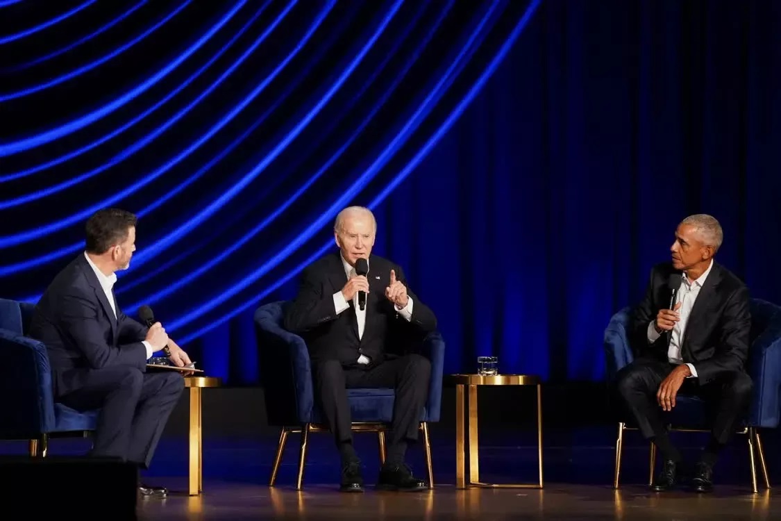 美国洛杉矶,美国总统拜登与美前总统奥巴马一同在孔雀剧院参加竞选筹款活动 ... 美国洛杉矶,美国总统拜登与美前总统奥巴马一同在孔雀剧院参加竞选筹款活动 ...