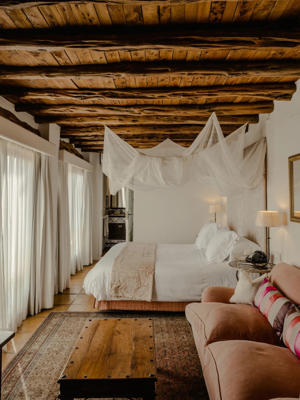 农业旅游酒店 Cas Gasi 越来越受到北美游客的欢迎,因为它可以让人们放慢脚步、放松身心.jpg 农业旅游酒店 Cas Gasi 越来越受到北美游客的欢迎,因为它可以让人们放慢脚步、放松身心.jpg